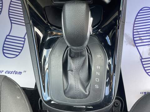 Ford Fiesta 1.0T EcoBoost Zetec Hatchback 5dr Petrol Powershift Euro 5 (100 ps) - U2485