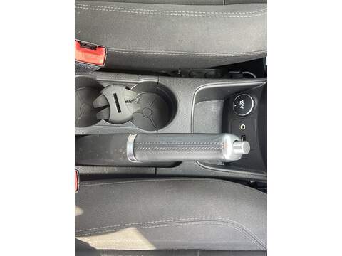 Ford Fiesta 1.0T EcoBoost Zetec Hatchback 5dr Petrol Powershift Euro 5 (100 ps) - U2485