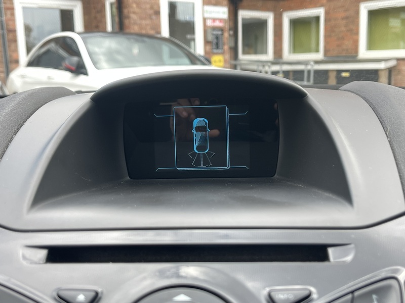 Ford Fiesta 1.0T EcoBoost Zetec Hatchback 5dr Petrol Powershift Euro 5 (100 ps) - U2485