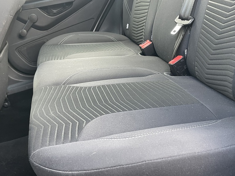 Ford Fiesta 1.0T EcoBoost Zetec Hatchback 5dr Petrol Powershift Euro 5 (100 ps) - U2485