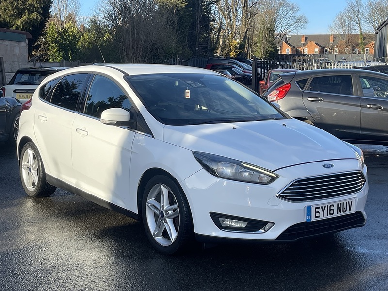 Ford Focus 1.0T EcoBoost Titanium Hatchback 5dr Petrol Auto Euro 6 (s/s) (125 ps) - U2488