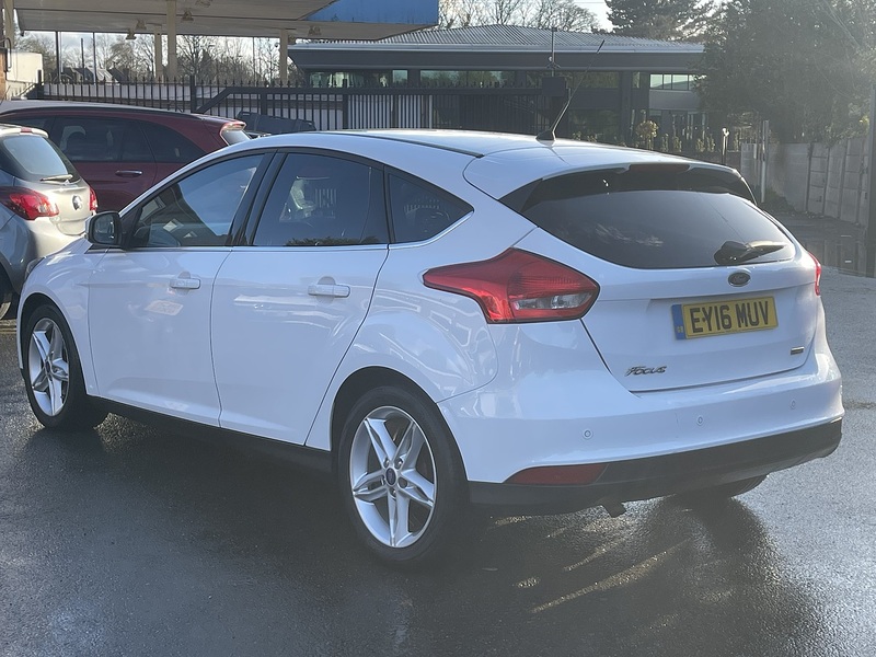 Ford Focus 1.0T EcoBoost Titanium Hatchback 5dr Petrol Auto Euro 6 (s/s) (125 ps) - U2488