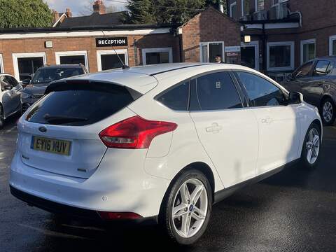 Ford Focus 1.0T EcoBoost Titanium Hatchback 5dr Petrol Auto Euro 6 (s/s) (125 ps) - U2488