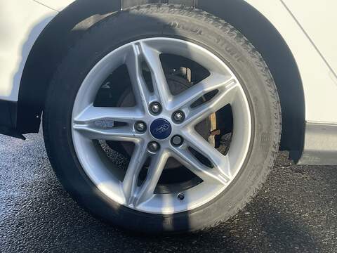 Ford Focus 1.0T EcoBoost Titanium Hatchback 5dr Petrol Auto Euro 6 (s/s) (125 ps) - U2488