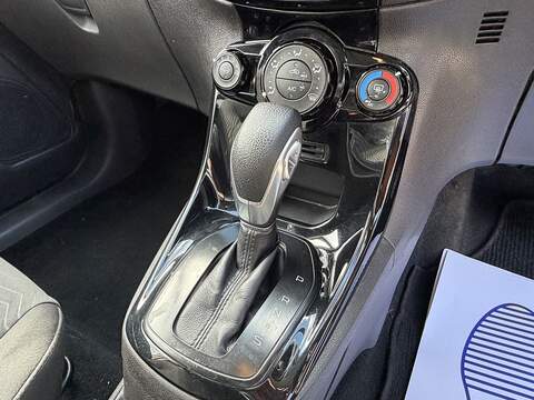 Ford Fiesta 1.0T EcoBoost Zetec Hatchback 3dr Petrol Powershift Euro 6 (100 ps) - U2489