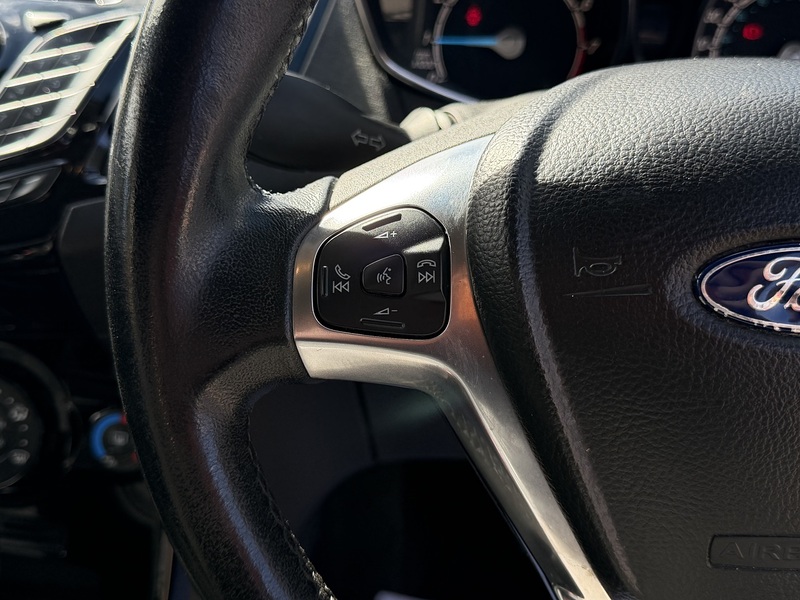 Ford Fiesta 1.0T EcoBoost Zetec Hatchback 3dr Petrol Powershift Euro 6 (100 ps) - U2489