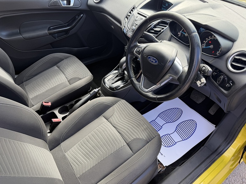 Ford Fiesta 1.0T EcoBoost Zetec Hatchback 3dr Petrol Powershift Euro 6 (100 ps) - U2489