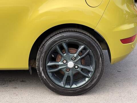 Ford Fiesta 1.0T EcoBoost Zetec Hatchback 3dr Petrol Powershift Euro 6 (100 ps) - U2489