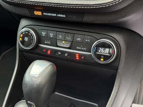 Ford Fiesta 1.0T EcoBoost GPF Vignale Hatchback 5dr Petrol Auto Euro 6 (s/s) (100 ps) - U2493