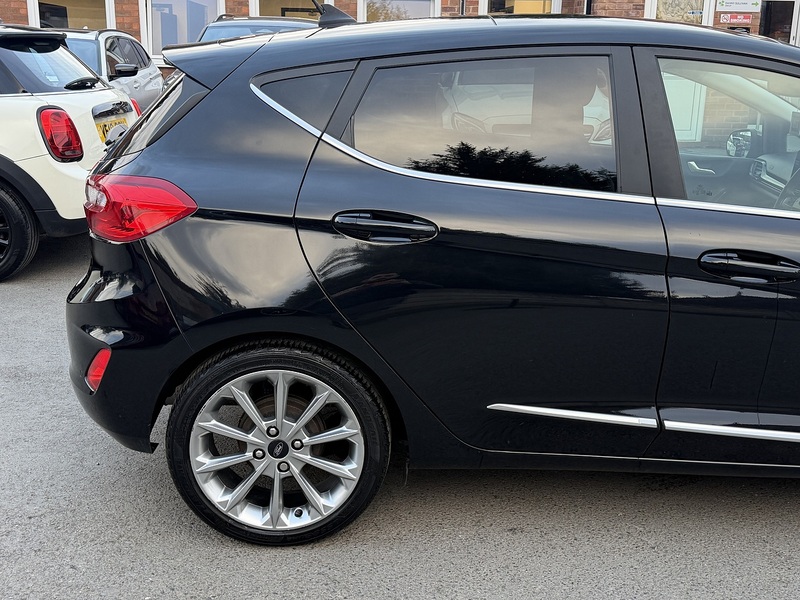 Ford Fiesta 1.0T EcoBoost GPF Vignale Hatchback 5dr Petrol Auto Euro 6 (s/s) (100 ps) - U2493