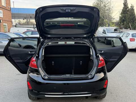 Ford Fiesta 1.0T EcoBoost GPF Vignale Hatchback 5dr Petrol Auto Euro 6 (s/s) (100 ps) - U2493