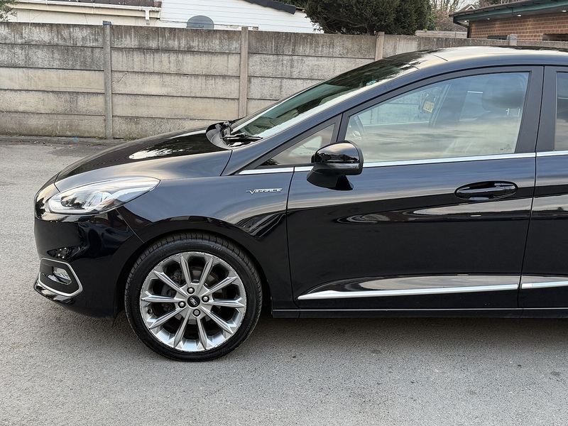 Ford Fiesta 1.0T EcoBoost GPF Vignale Hatchback 5dr Petrol Auto Euro 6 (s/s) (100 ps) - U2493