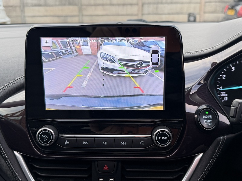 Ford Fiesta 1.0T EcoBoost GPF Vignale Hatchback 5dr Petrol Auto Euro 6 (s/s) (100 ps) - U2493