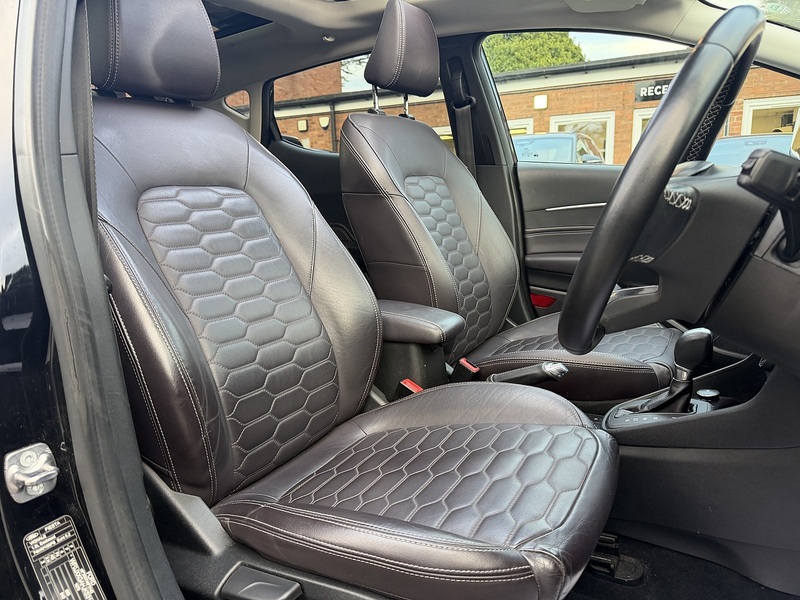 Ford Fiesta 1.0T EcoBoost GPF Vignale Hatchback 5dr Petrol Auto Euro 6 (s/s) (100 ps) - U2493