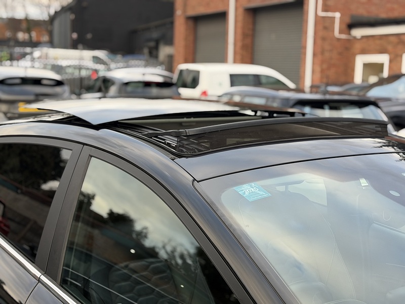 Ford Fiesta 1.0T EcoBoost GPF Vignale Hatchback 5dr Petrol Auto Euro 6 (s/s) (100 ps) - U2493