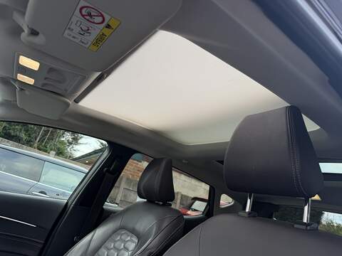 Ford Fiesta 1.0T EcoBoost GPF Vignale Hatchback 5dr Petrol Auto Euro 6 (s/s) (100 ps) - U2493