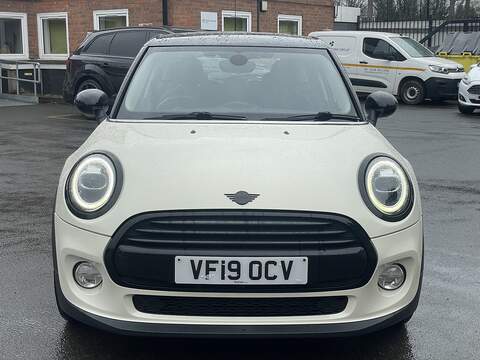 MINI Hatch 1.5 Cooper Classic Hatchback 5dr Petrol Manual Euro 6 (s/s) (136 ps) - U2498
