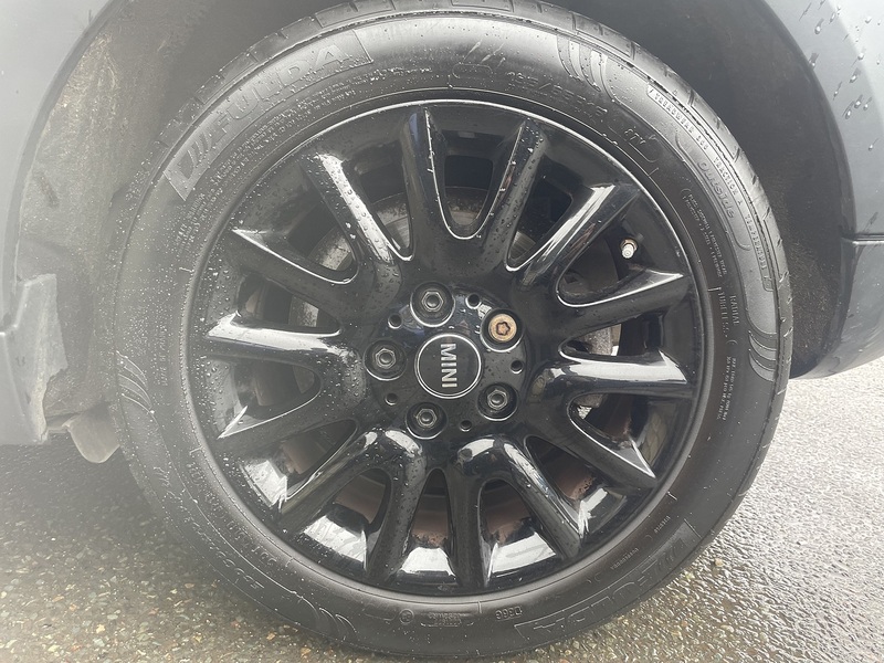 MINI Hatch 1.5 Cooper Classic Hatchback 5dr Petrol Manual Euro 6 (s/s) (136 ps) - U2498