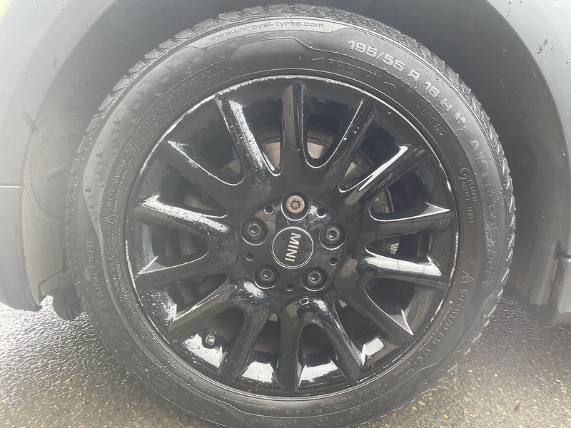 MINI Hatch 1.5 Cooper Classic Hatchback 5dr Petrol Manual Euro 6 (s/s) (136 ps) - U2498