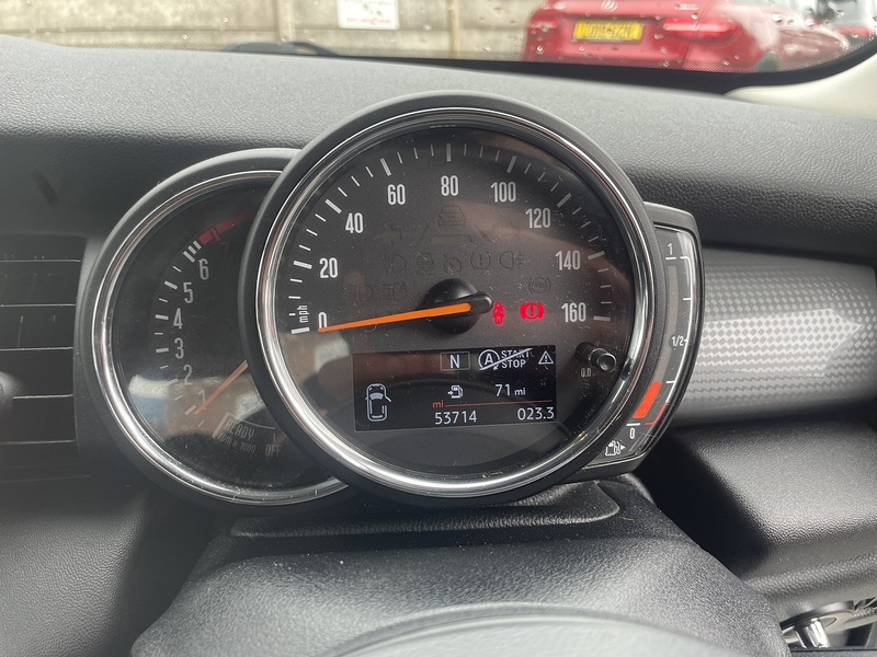 MINI Hatch 1.5 Cooper Classic Hatchback 5dr Petrol Manual Euro 6 (s/s) (136 ps) - U2498