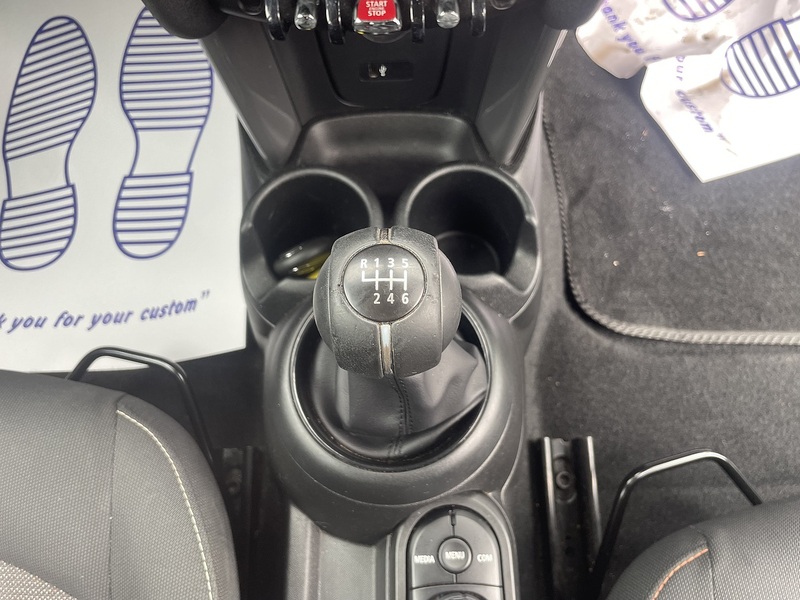 MINI Hatch 1.5 Cooper Classic Hatchback 5dr Petrol Manual Euro 6 (s/s) (136 ps) - U2498