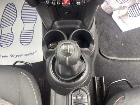 MINI Hatch 1.5 Cooper Classic Hatchback 5dr Petrol Manual Euro 6 (s/s) (136 ps) - U2498