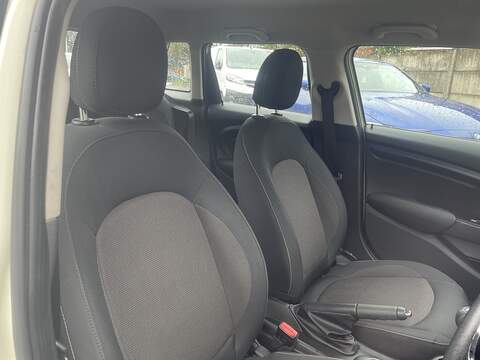 MINI Hatch 1.5 Cooper Classic Hatchback 5dr Petrol Manual Euro 6 (s/s) (136 ps) - U2498