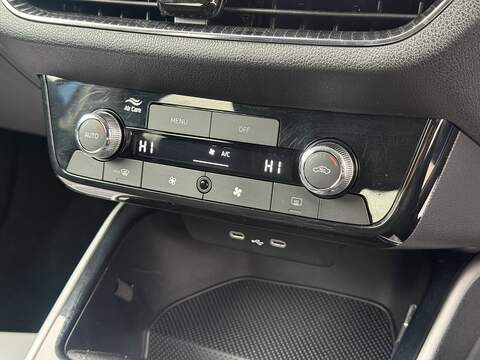 Skoda Fabia 1.0 TSI SE L Hatchback 5dr Petrol DSG Euro 6 (s/s) (116 ps) - U2499