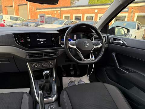 Volkswagen Polo 1.0 TSI Life Hatchback 5dr Petrol Manual Euro 6 (s/s) (95 ps) - U2502