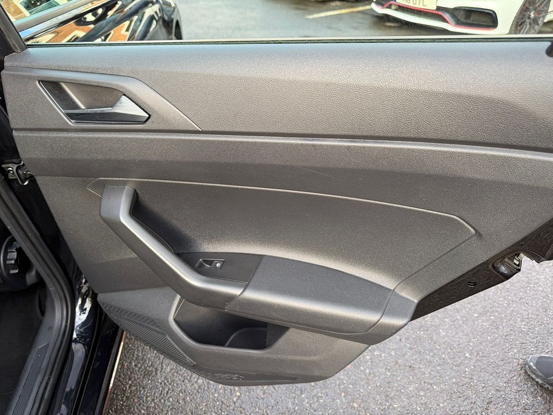 Volkswagen Polo 1.0 TSI Life Hatchback 5dr Petrol Manual Euro 6 (s/s) (95 ps) - U2502