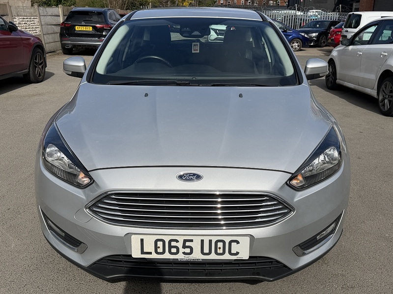 Ford Focus T EcoBoost Titanium - U2504