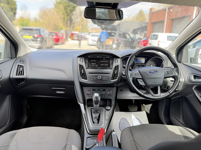 Ford Focus T EcoBoost Titanium - U2504