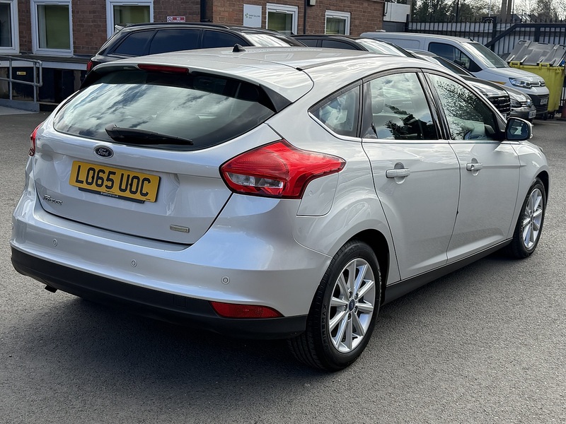 Ford Focus T EcoBoost Titanium - U2504