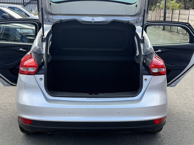 Ford Focus T EcoBoost Titanium - U2504