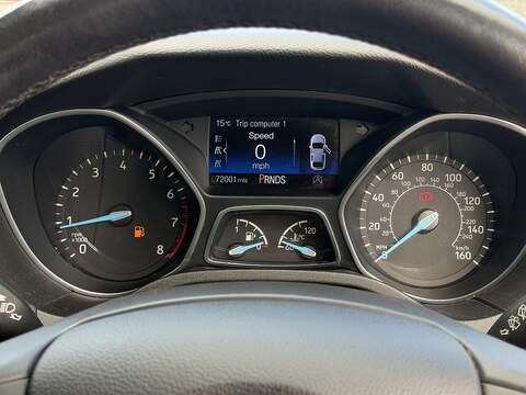 Ford Focus T EcoBoost Titanium - U2504