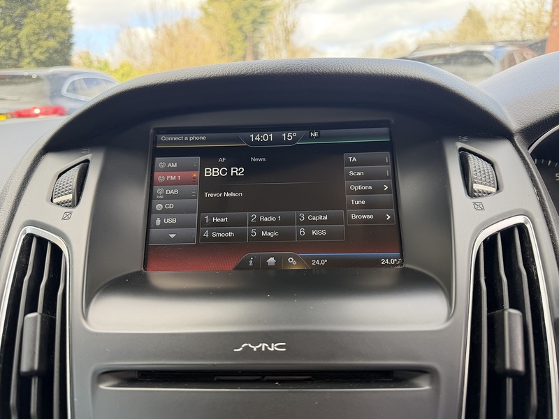 Ford Focus T EcoBoost Titanium - U2504