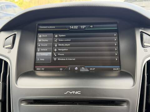 Ford Focus T EcoBoost Titanium - U2504