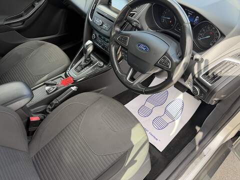 Ford Focus T EcoBoost Titanium - U2504