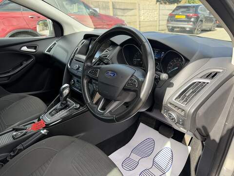 Ford Focus T EcoBoost Titanium - U2504