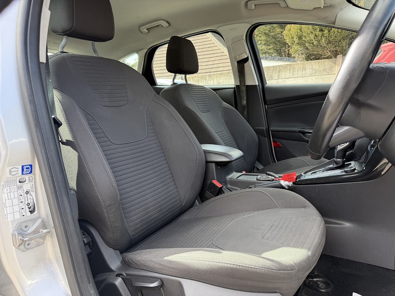 Ford Focus T EcoBoost Titanium - U2504
