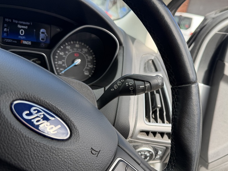 Ford Focus T EcoBoost Titanium - U2504