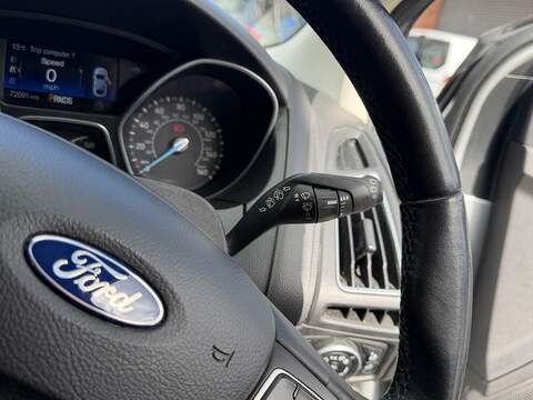 Ford Focus T EcoBoost Titanium - U2504