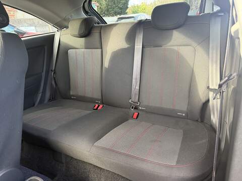 Ford Focus 1.0T EcoBoost Zetec Edition Hatchback 5dr Petrol Auto Euro 6 (s/s) (125 ps) - U2505
