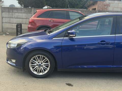 Ford Focus 1.0T EcoBoost Zetec Edition Hatchback 5dr Petrol Auto Euro 6 (s/s) (125 ps) - U2505