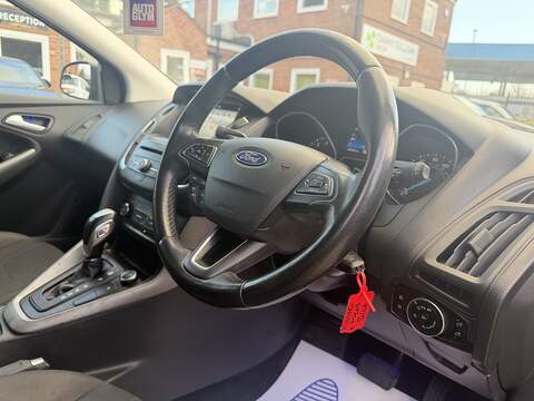 Ford Focus 1.0T EcoBoost Zetec Edition Hatchback 5dr Petrol Auto Euro 6 (s/s) (125 ps) - U2505