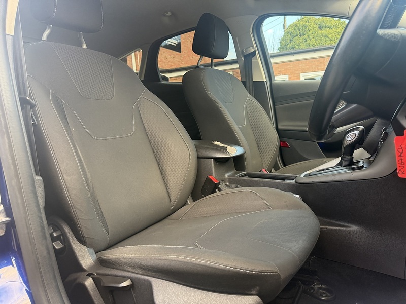 Ford Focus 1.0T EcoBoost Zetec Edition Hatchback 5dr Petrol Auto Euro 6 (s/s) (125 ps) - U2505