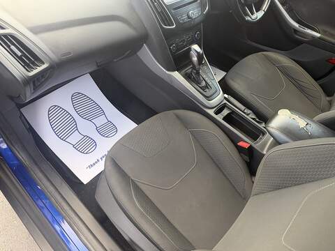 Ford Focus 1.0T EcoBoost Zetec Edition Hatchback 5dr Petrol Auto Euro 6 (s/s) (125 ps) - U2505