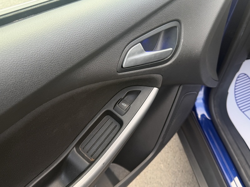 Ford Focus 1.0T EcoBoost Zetec Edition Hatchback 5dr Petrol Auto Euro 6 (s/s) (125 ps) - U2505