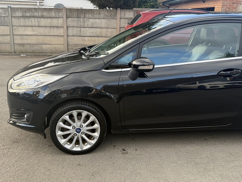 Ford Fiesta 1.0T EcoBoost Titanium X Hatchback 3dr Petrol Powershift Euro 6 (100 ps) - U2506