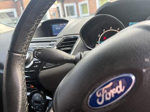 Ford Fiesta 1.0T EcoBoost Titanium X Hatchback 3dr Petrol Powershift Euro 6 (100 ps) - U2506